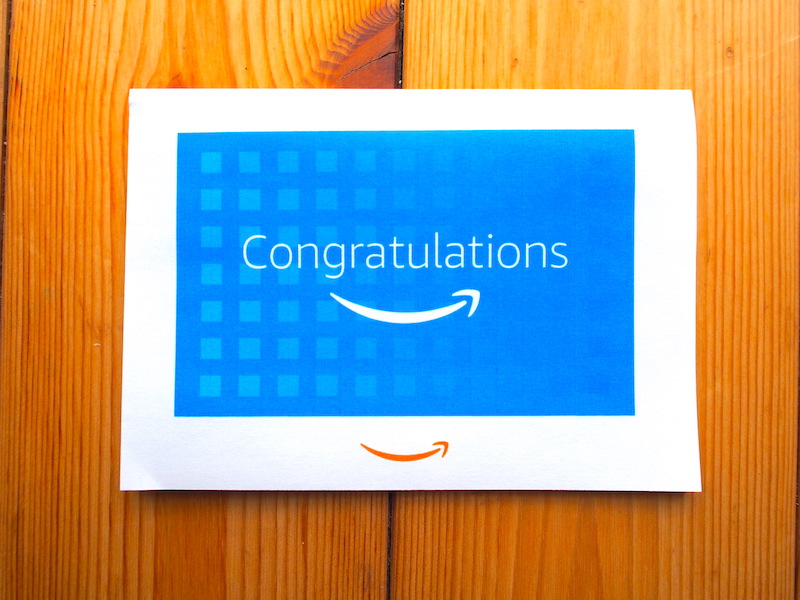 印刷して四つ折りにしたAmazonギフト券印刷タイプ